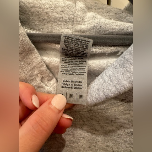 Alpha Phi Medium Sorority Hoodie. ⚡️✨ - Picture 3 of 4